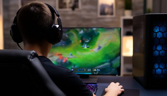 Guia dos Diferentes Tipos de Apostas em Esports